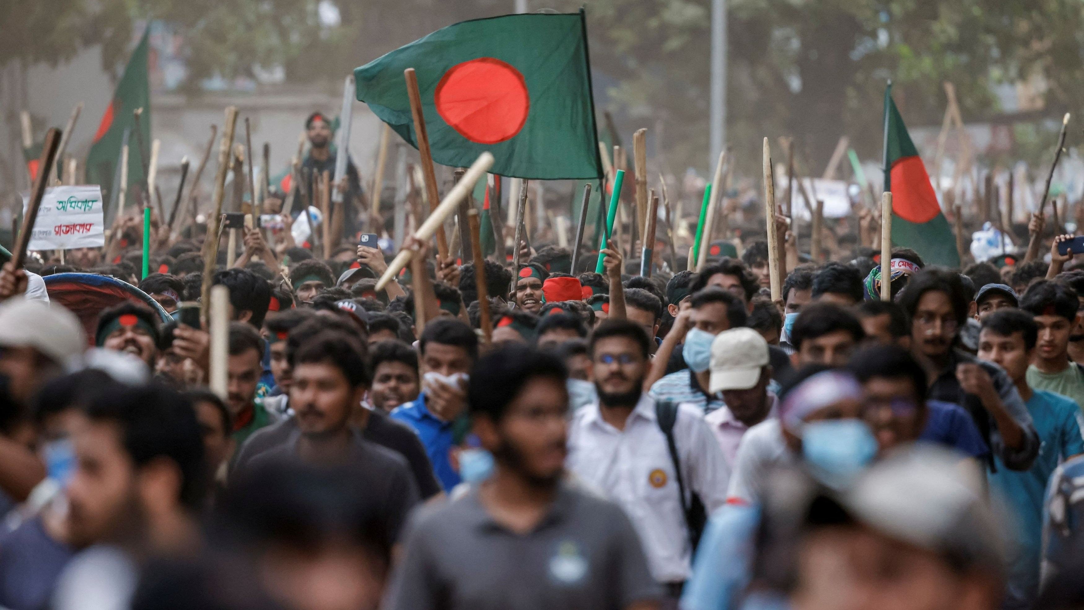 <div class="paragraphs"><p>Bangladesh students protest.</p></div>